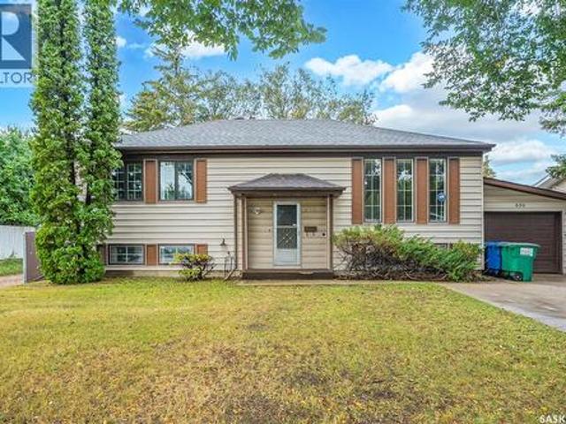 House for sale in Saskatoon, Saskatchewan