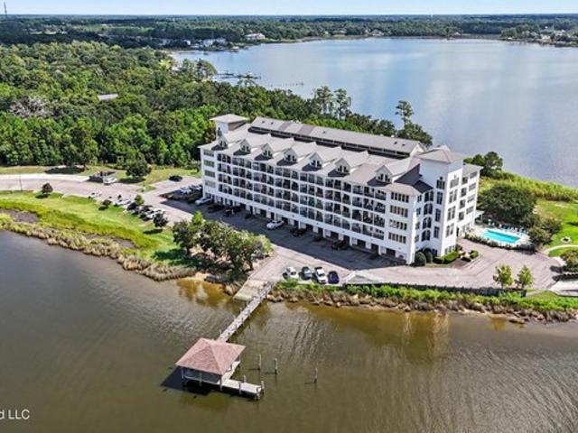 Condo for sale in Biloxi, Mississippi