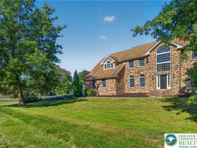 House for sale in Bushkill, Pennsylvania