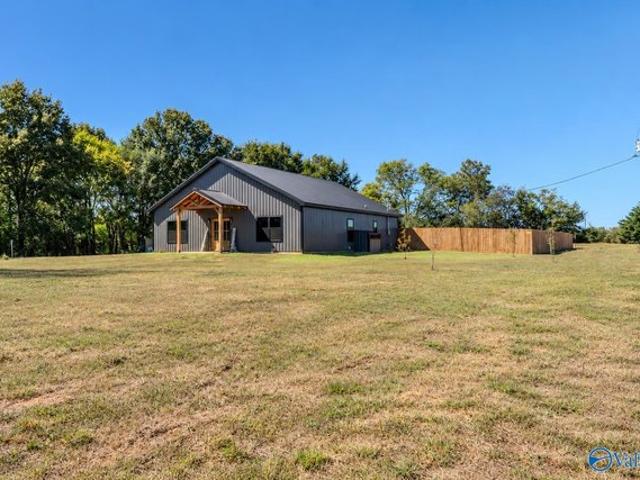 House for sale in Moulton, Lawrence County