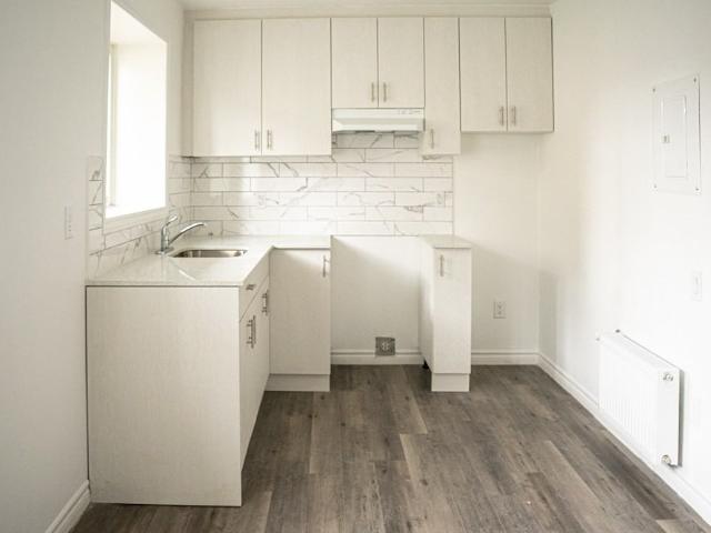 Apartment for rent in Mulhurst Bay, Ontario