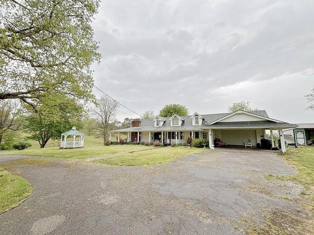 House for sale in East Bernstadt, Laurel County