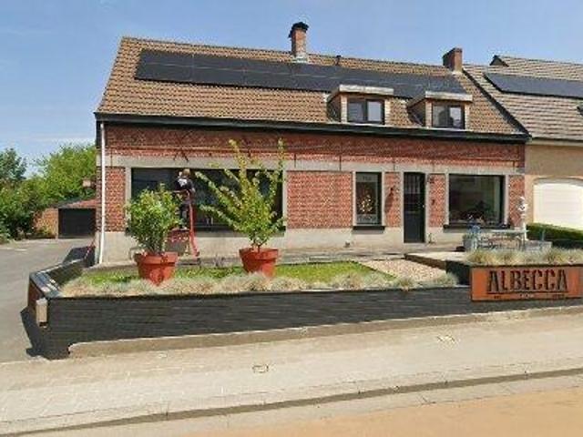 Bureau vente à Courtrai, West-Vlaanderen