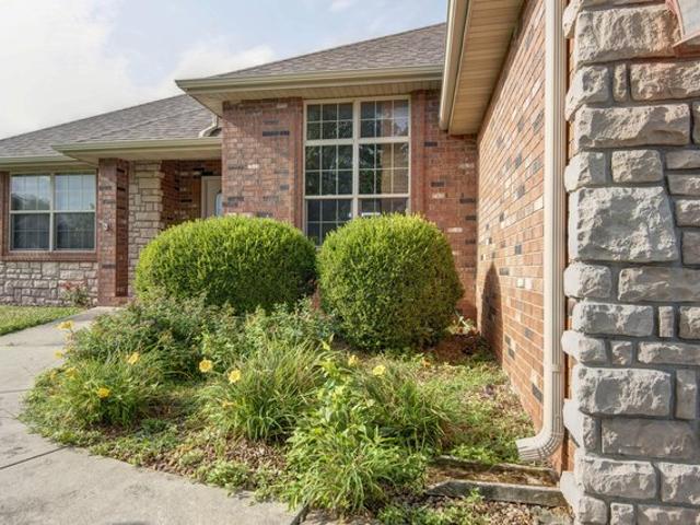 House for sale in Springfield, Missouri
