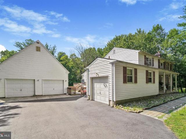 House for sale in Mount Alverno, Middletown Township