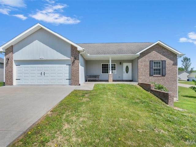 House for sale in Jackson, Missouri
