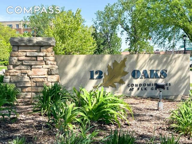Condo for sale in Elk Grove Village Condo for sale in Elk Grove Village