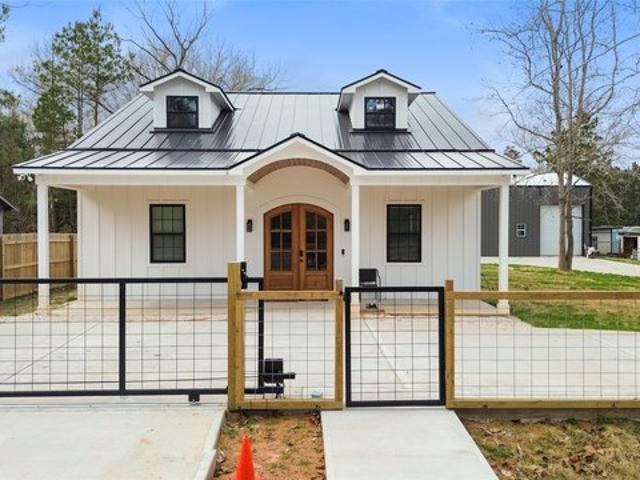 House for sale in Shepherd, Texas