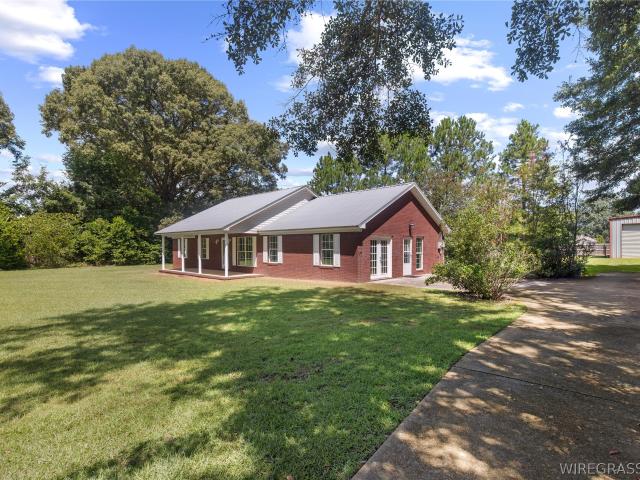 House for sale in Newton, Alabama