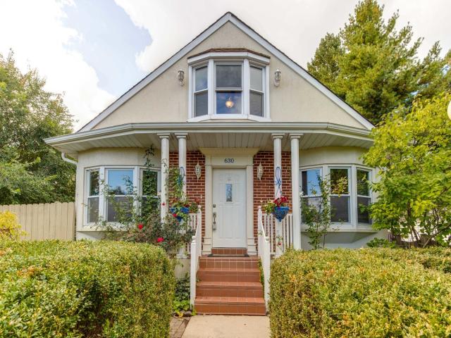 House for sale in Winthrop Harbor, Illinois