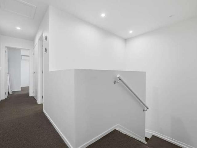 Townhouse for sale in Owhata, Oroua County