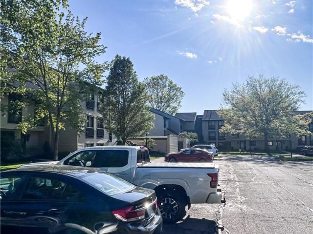 Condo for sale in Summit, Ohio