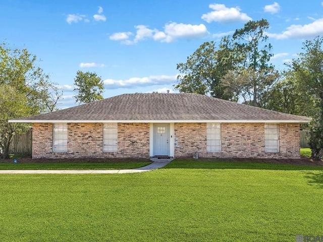 House for sale in Saint Gabriel, Iberville Parish