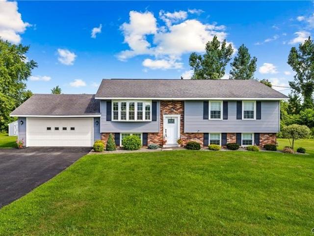 House for sale in Oneida, New York