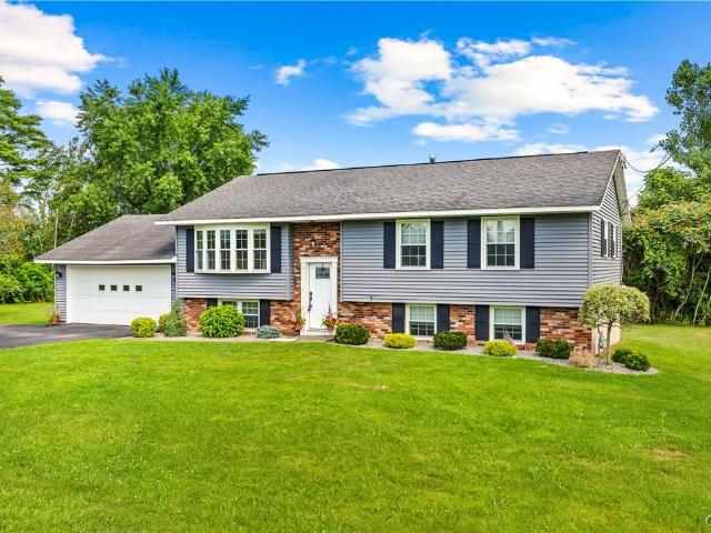 House for sale in Oneida, New York