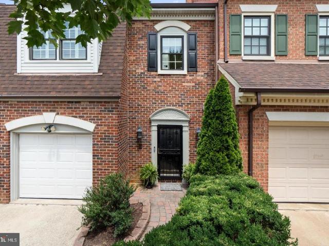 Townhouse for sale in Virginia