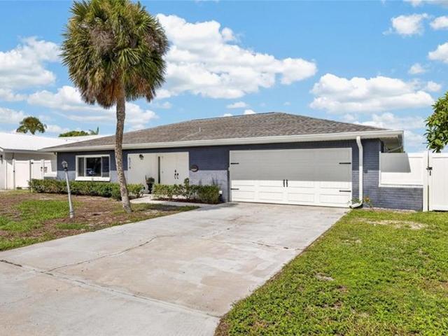 House for sale in Apollo Beach, Florida