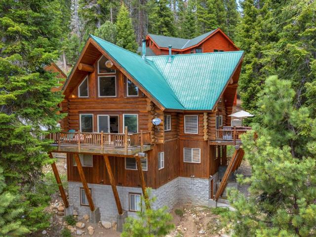House for sale in Lakeshore, California