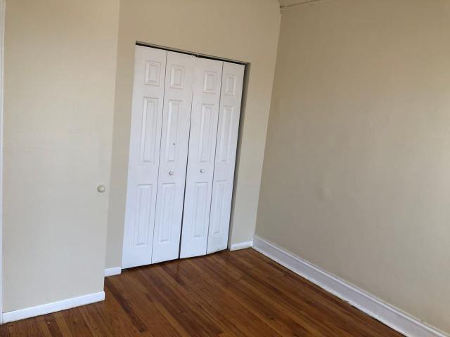 Apartment for rent in Chicago Park, Illinois