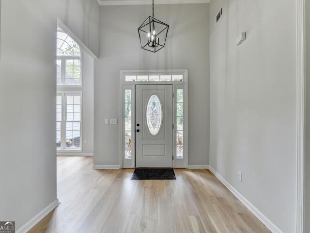 House for sale in Flowery Branch, Georgia