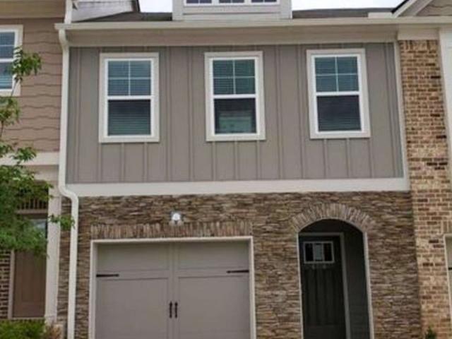 Townhouse for sale in Lithonia, Georgia