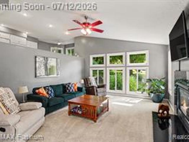 House for sale in Hamburg, Michigan