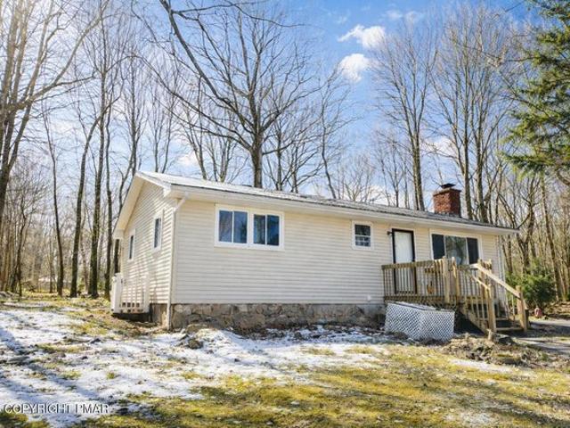 House for sale in Pocono Summit, Tobyhanna Township