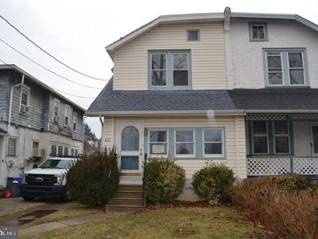 Townhouse for sale in Delco, Pennsylvania