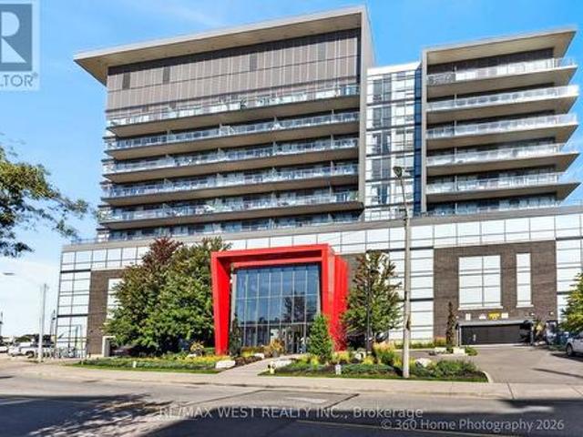 Condo for sale in York Centre, Toronto
