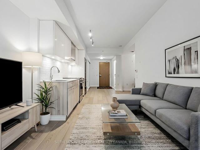 Condo for sale in Toronto, Golden Horseshoe