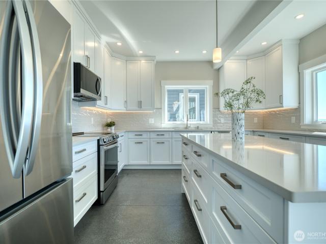 House for sale in Point Roberts, Washington