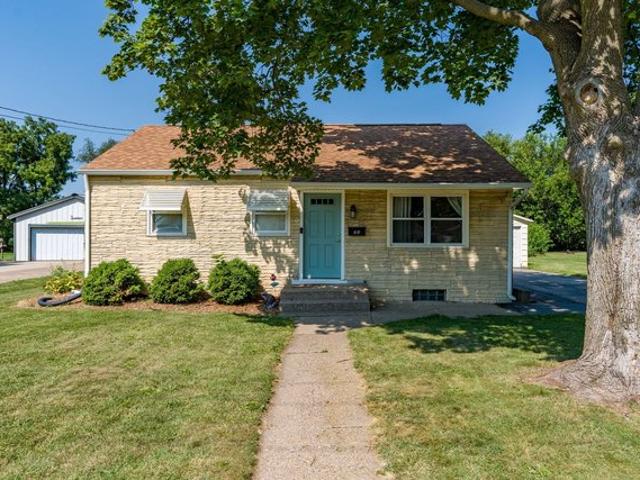 House for sale in Geneseo, Illinois