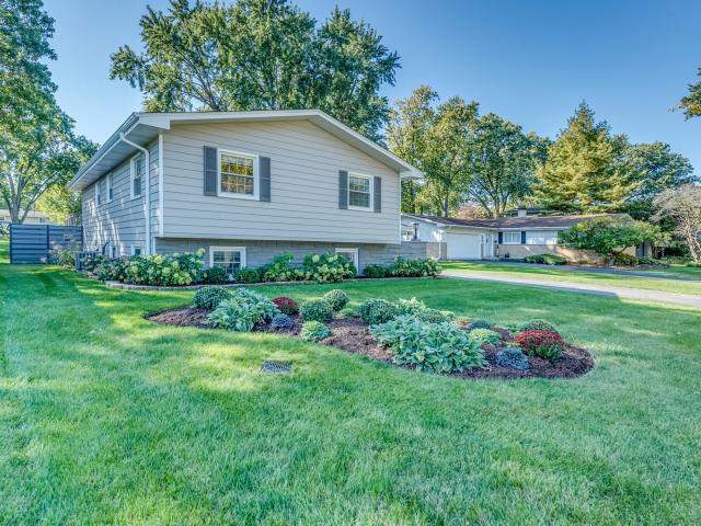 House for sale in Lisle, DuPage County