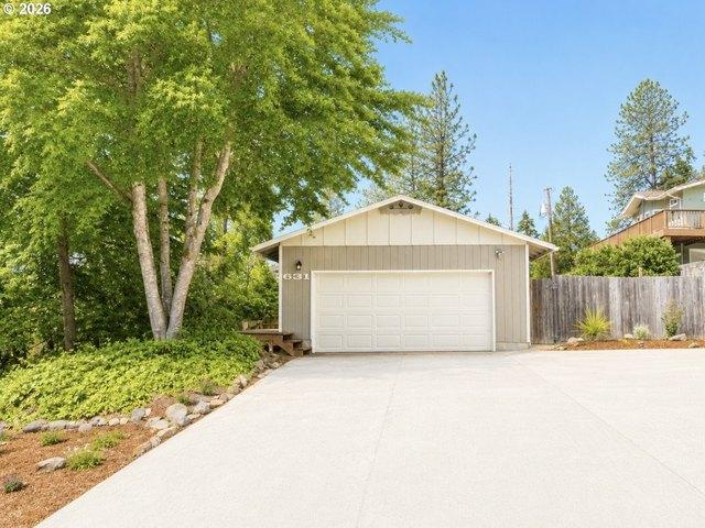 House for sale in Oregonia