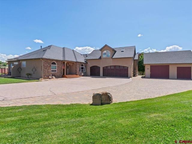 House for sale in Montrose