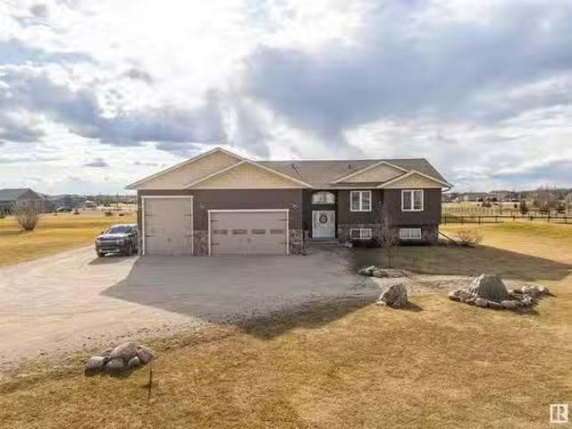 House for sale in Cherry Grove, Alberta