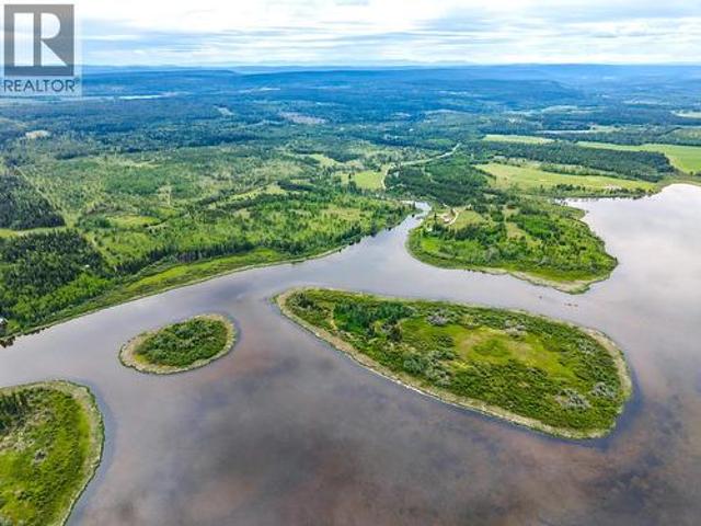 House for sale in Eagle Creek, British Columbia
