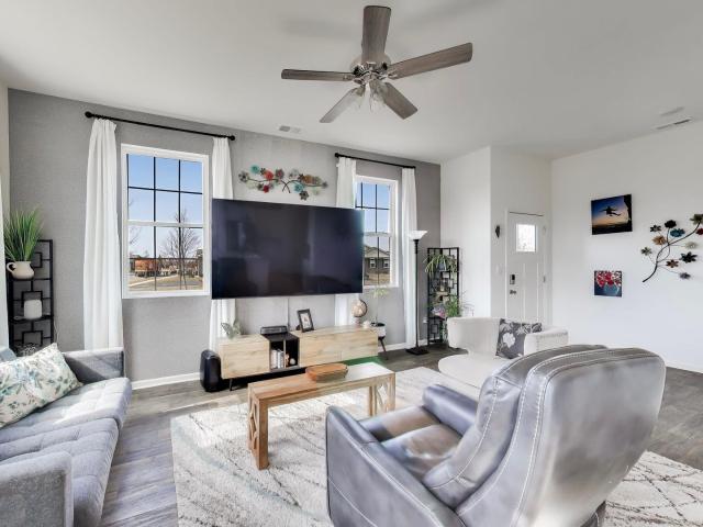 Townhouse for sale in Mchenry, Illinois