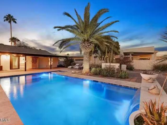 House for sale in Paradise Valley