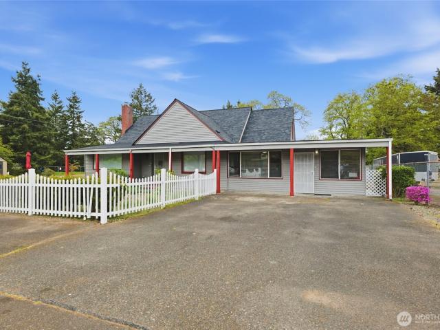 House for sale in Lakewood, Washington
