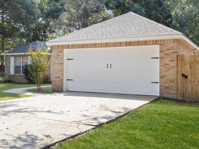 House for sale in Diamondhead, Mississippi