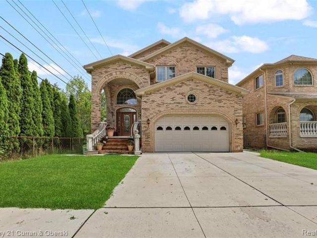 House for sale in Dearborn Heights, Michigan