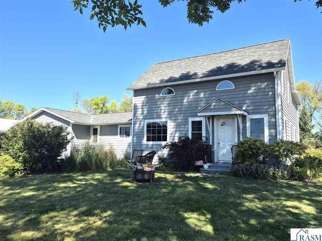 House for sale in Fairfax, Renville County