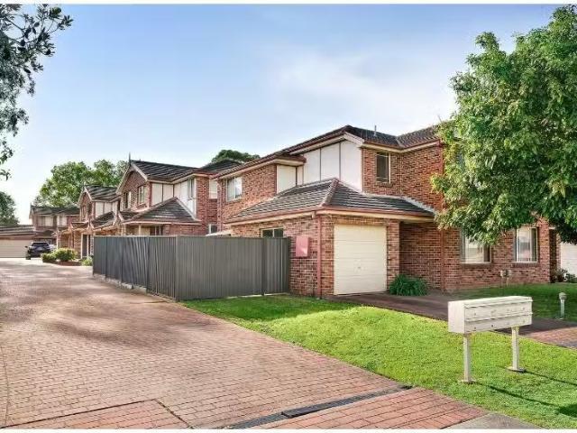 Condo for rent in Sydney, New South Wales