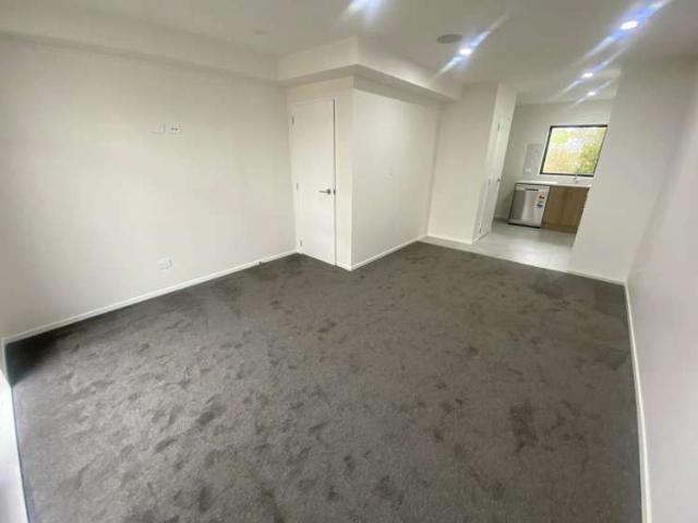 Townhouse for rent in Manurewa