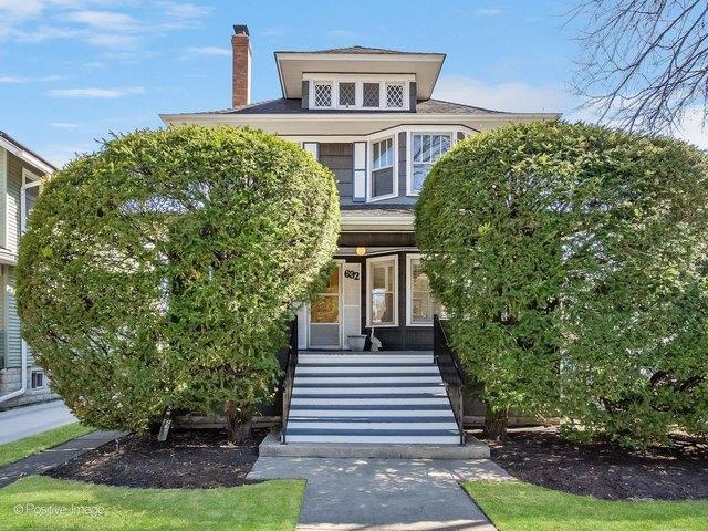 House for sale in Oak Park, Illinois