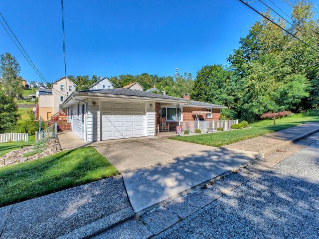 House for sale in Jeannette, Pennsylvania