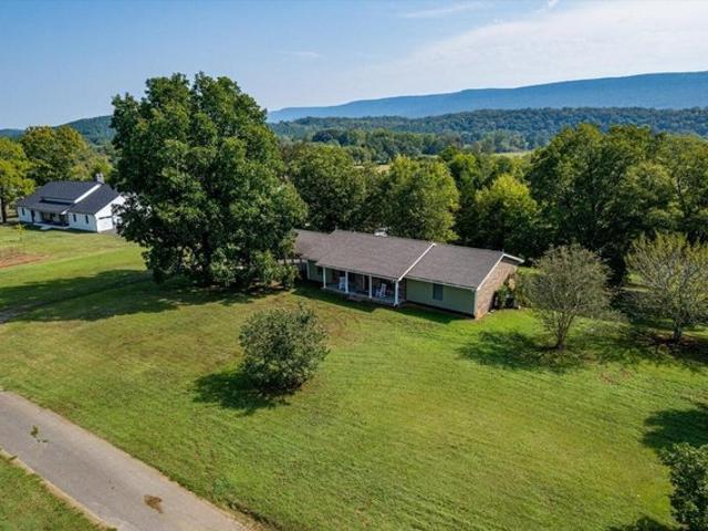 House for sale in Whitwell, East Tennessee