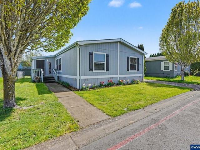 House for sale in Oregonia