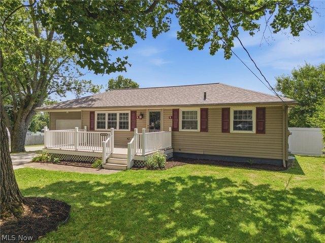 House for sale in Louisville, Ohio